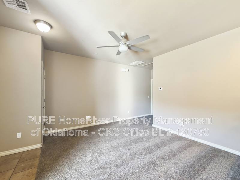 1005 SW 92nd St, Oklahoma City, OK 73139 - Apartment for Rent - Image 18
