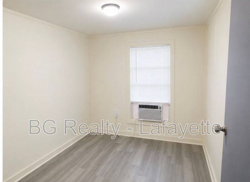House for rent at 1012 Delcambre Rd W, Breaux Bridge, LA 70517