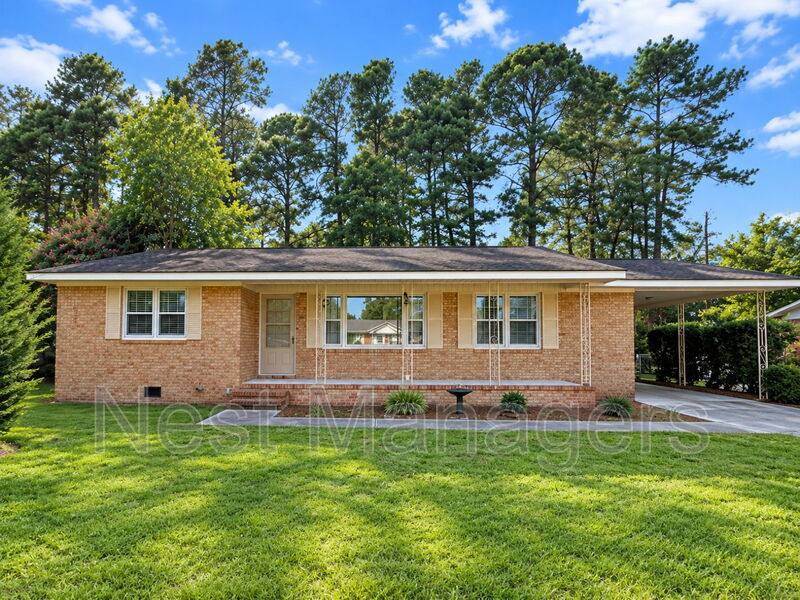 House for rent at 1512 Atwick Dr, Fayetteville, NC 28304