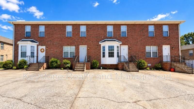 3255 Tower Dr #C, Clarksville, TN 37042 - Townhouse for Rent