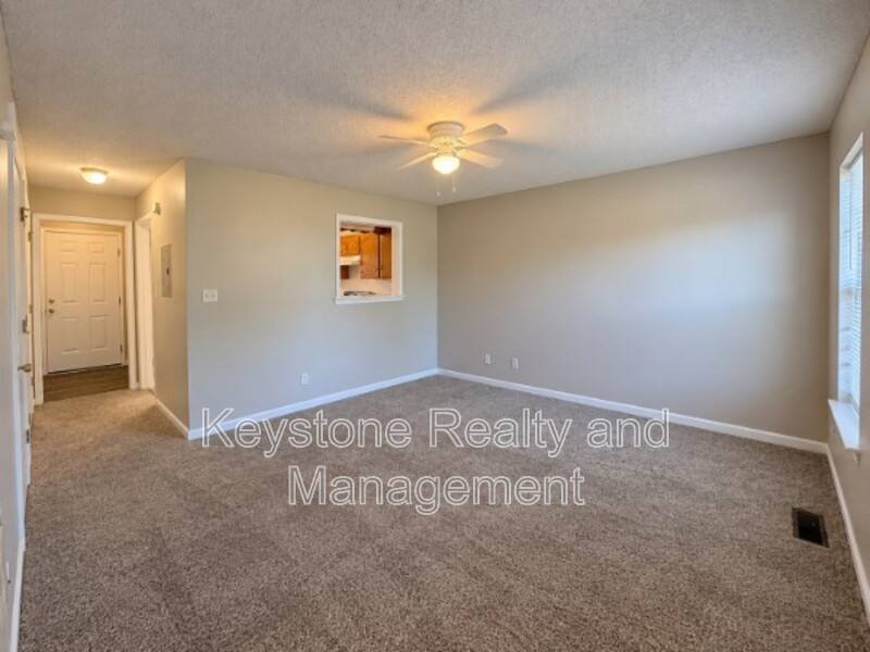 3255 Tower Dr #C, Clarksville, TN 37042 - Townhouse for Rent - Image 5