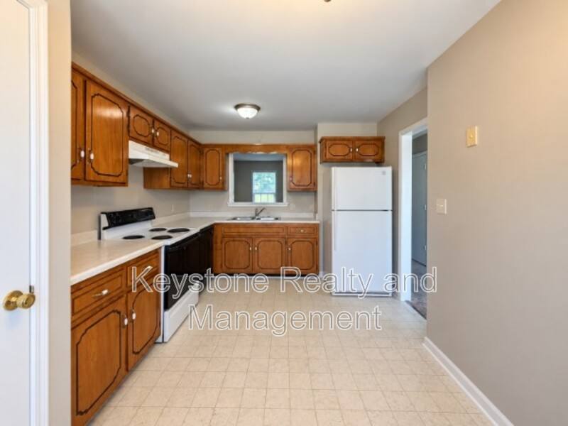 3255 Tower Dr #C, Clarksville, TN 37042 - Townhouse for Rent - Image 3