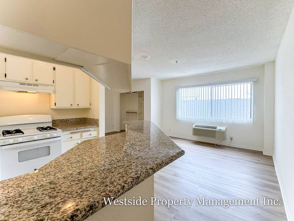 Apartment for rent at 3848 Overland Ave #212, Culver City, CA 90232
