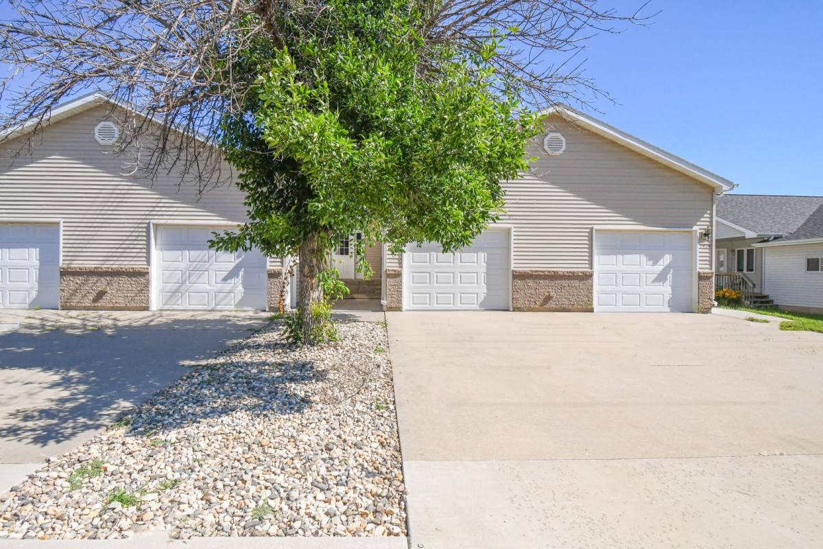 Condo for rent at 1422 E Redwood Blvd, Brandon, SD 57005