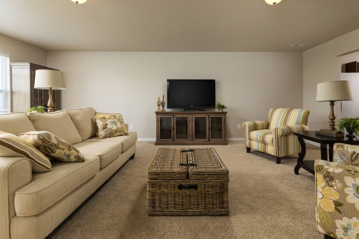 House for rent at 1203 Pinewood Dr, Greenville, MI 48838