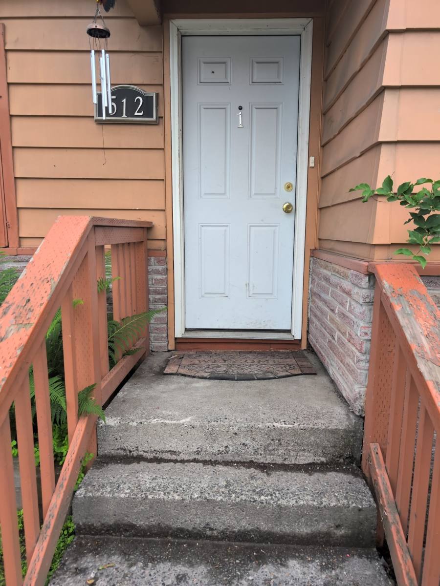 Apartment for rent at 512 E 15th Ave #1, Anchorage, AK 99501