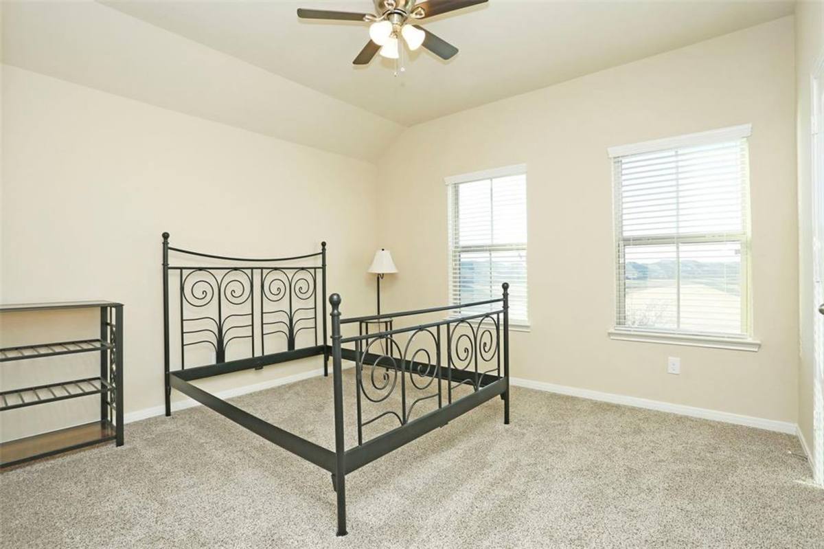 Apartment for rent at 9702 Massanutten Lane, Richmond, TX 77469