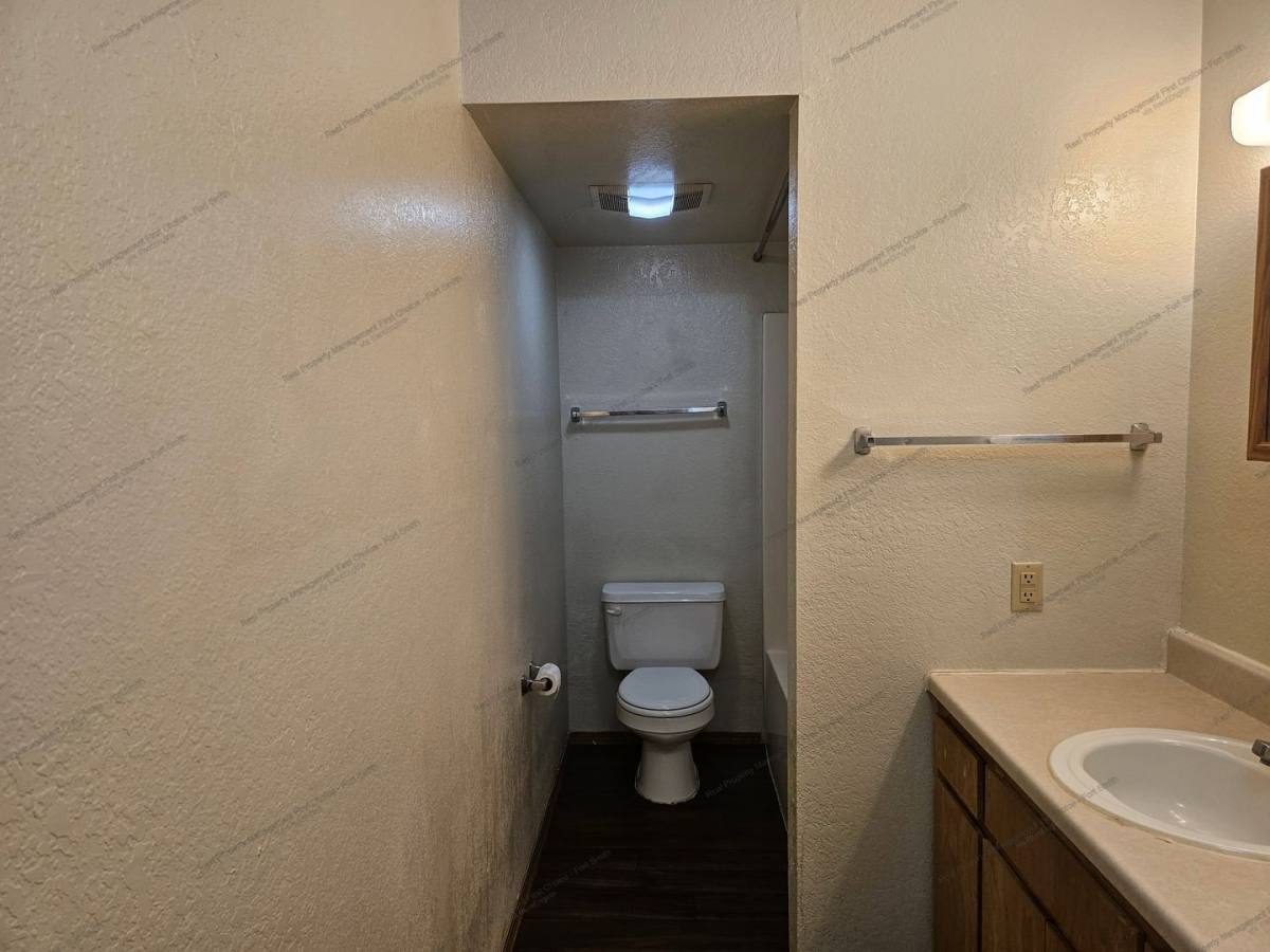 Apartment for rent at 150 Cedar Creek Court #4, Van Buren, AR 72956