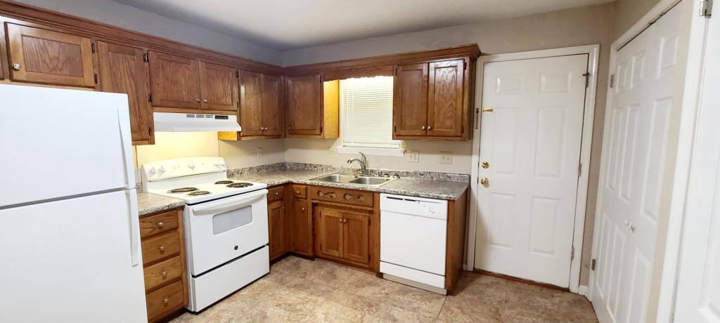 Townhouse for rent at 2131 Westmead Dr, Decatur, AL 35603