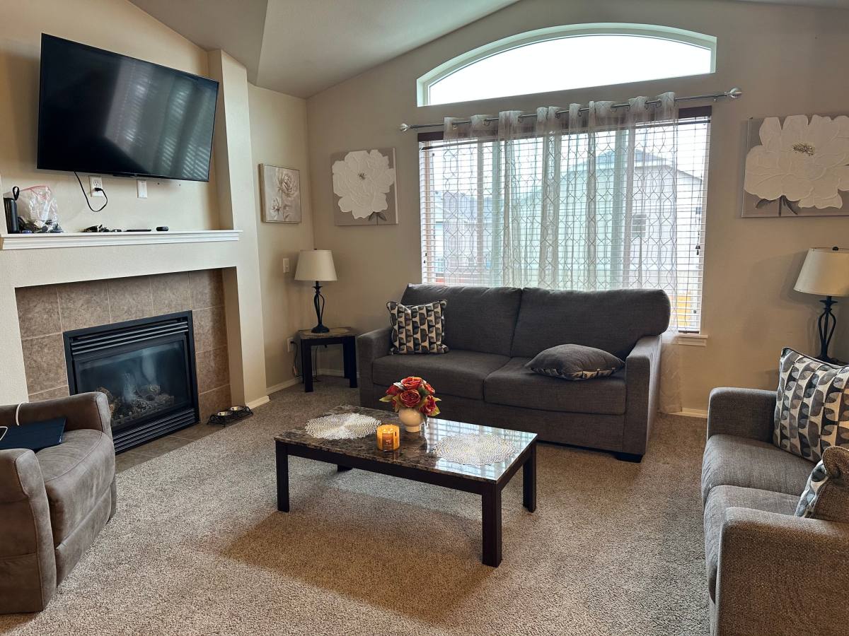 Townhouse for rent at 8104 Marsha Loop, Anchorage, AK 99507