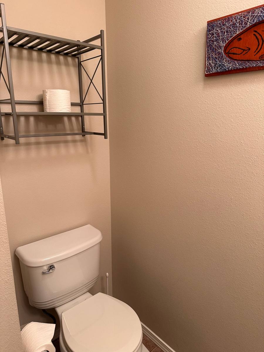 Townhouse for rent at 8104 Marsha Loop, Anchorage, AK 99507