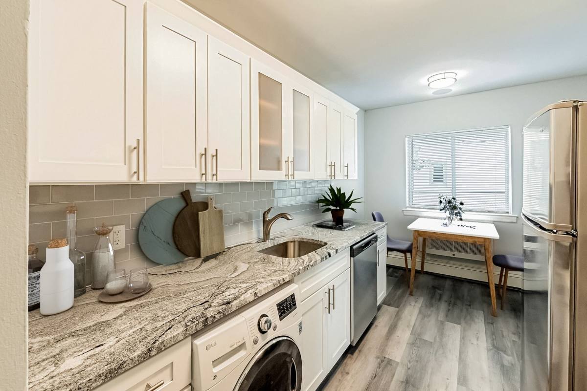 Apartment for rent at Forest Gardens, 30 N Forest Ave #B, Rockville Centre, NY 11570