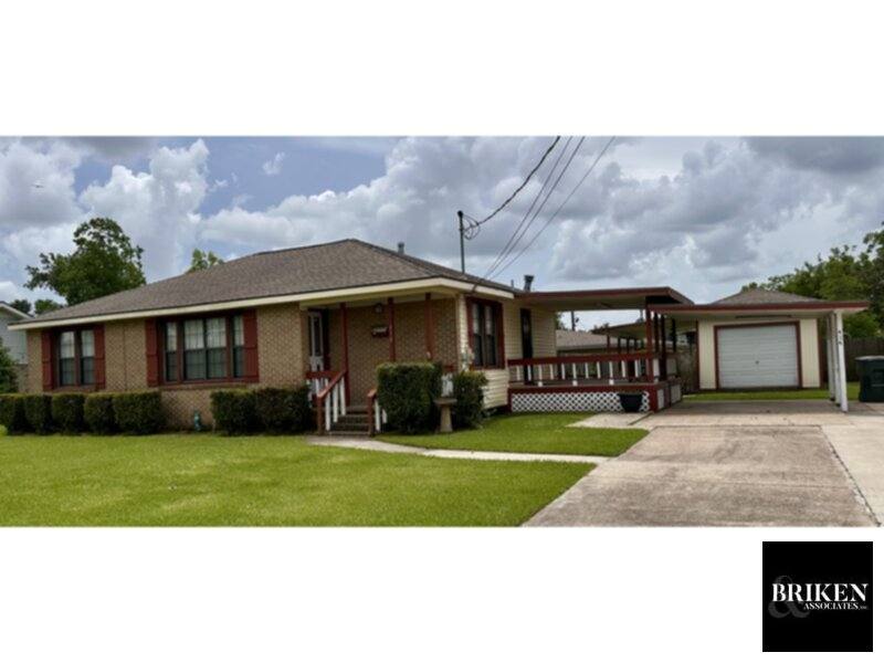 House for rent at 414 E School St, Lake Charles, LA 70605