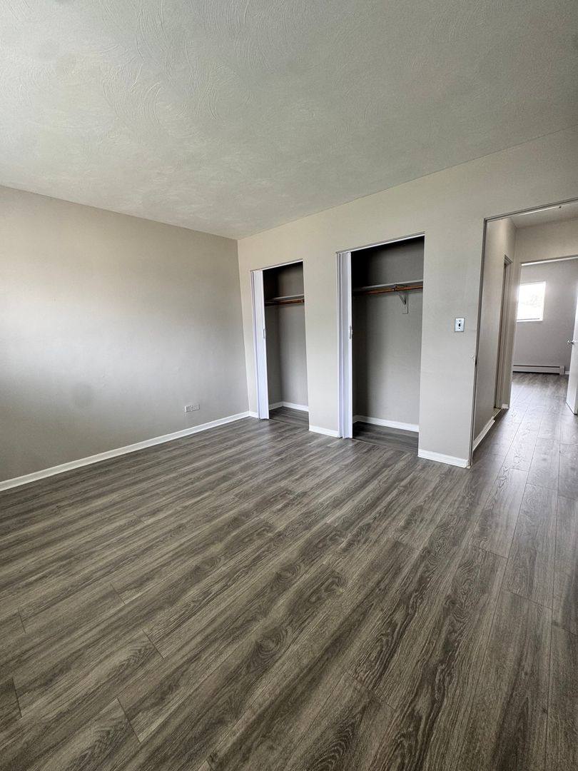 Apartment for rent at 2034-2054 N 18 Ave, Melrose Park, IL 60160