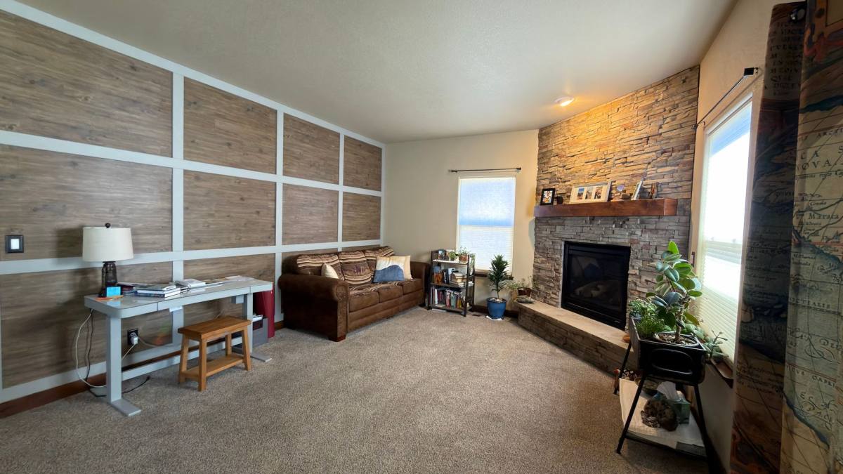 House for rent at 296 Sloan Dr, Johnstown, CO 80534
