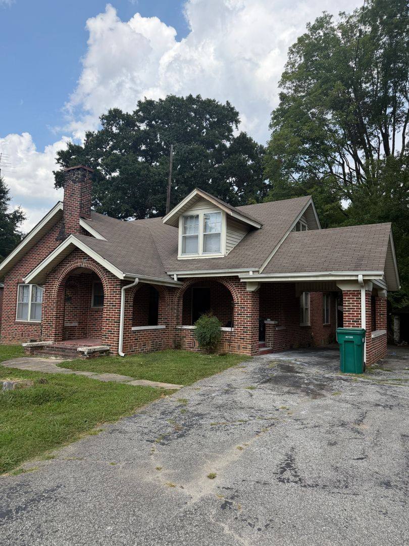 House for rent at 1820 S Highland, Jackson, TN 38301