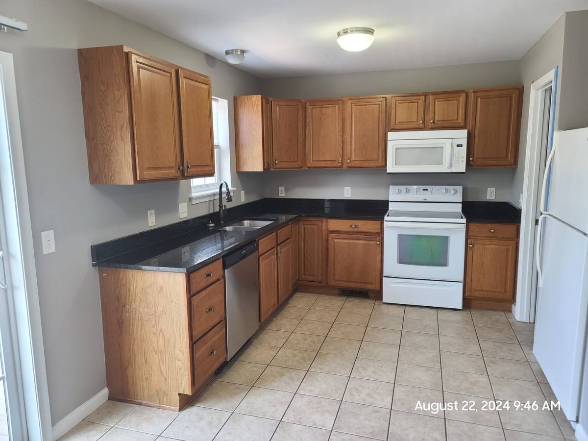 Townhouse for rent at 370 Viewpoint Way, Waynesboro, PA 17268