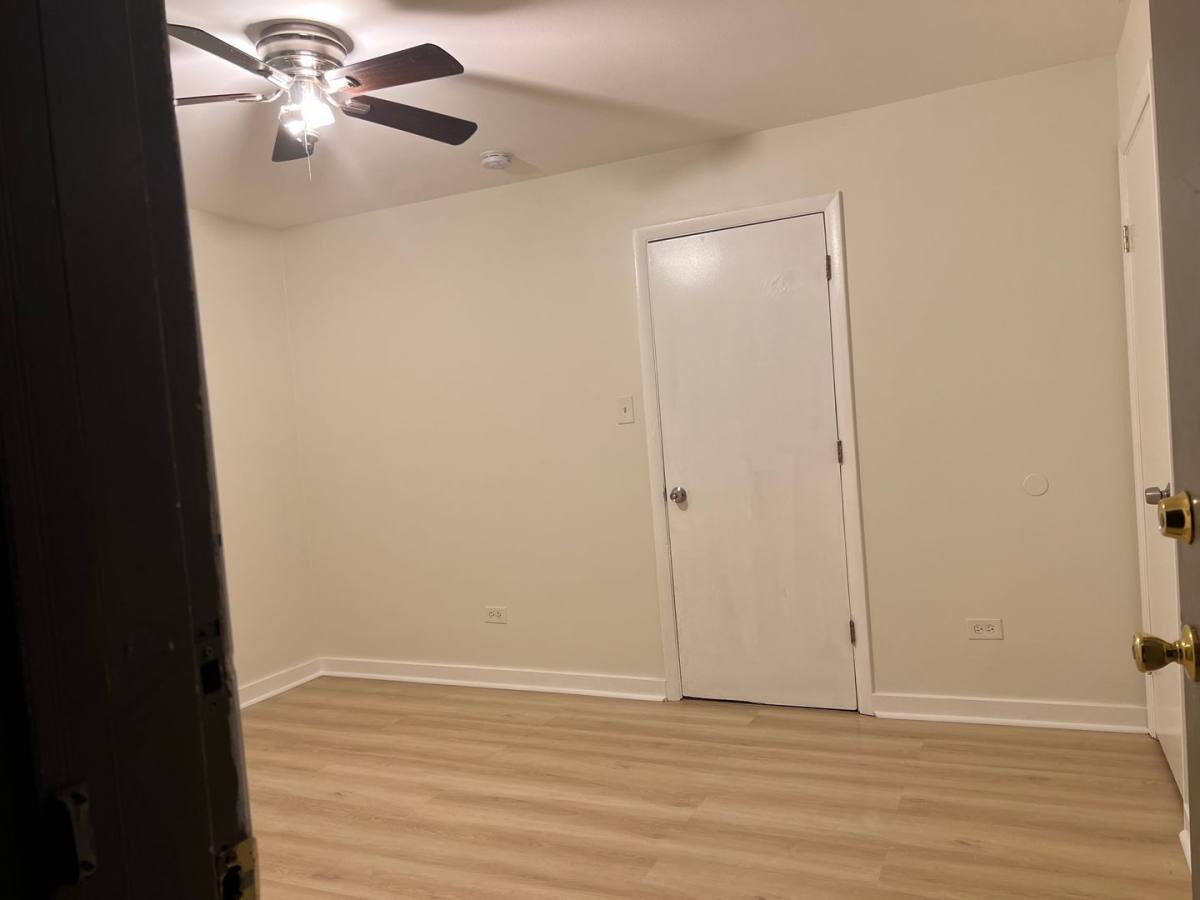 Apartment for rent at 36 King Arthur Court, Melrose Park, IL 60164