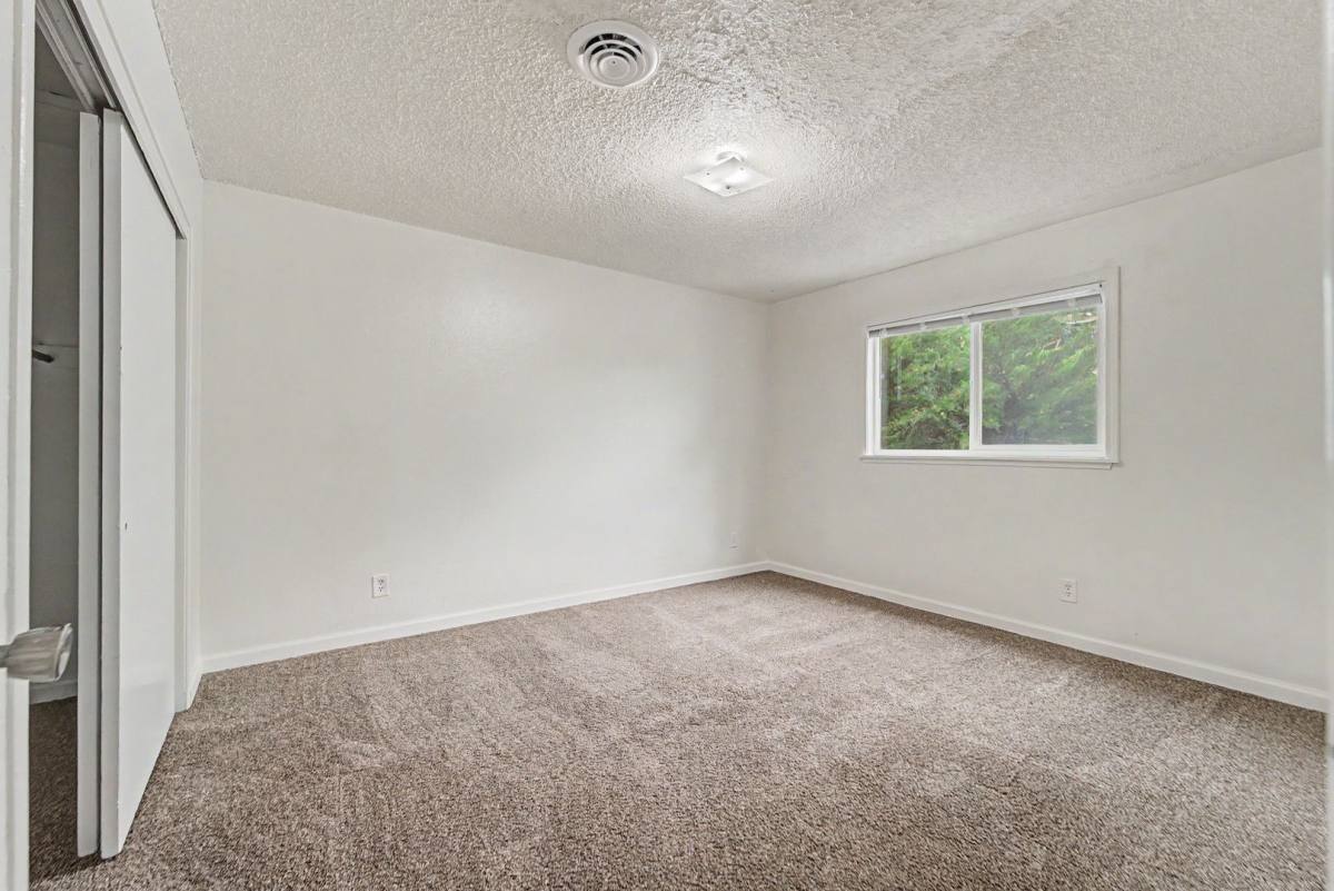 Apartment for rent at 251 Julie Dr, Yuba City, CA 95991