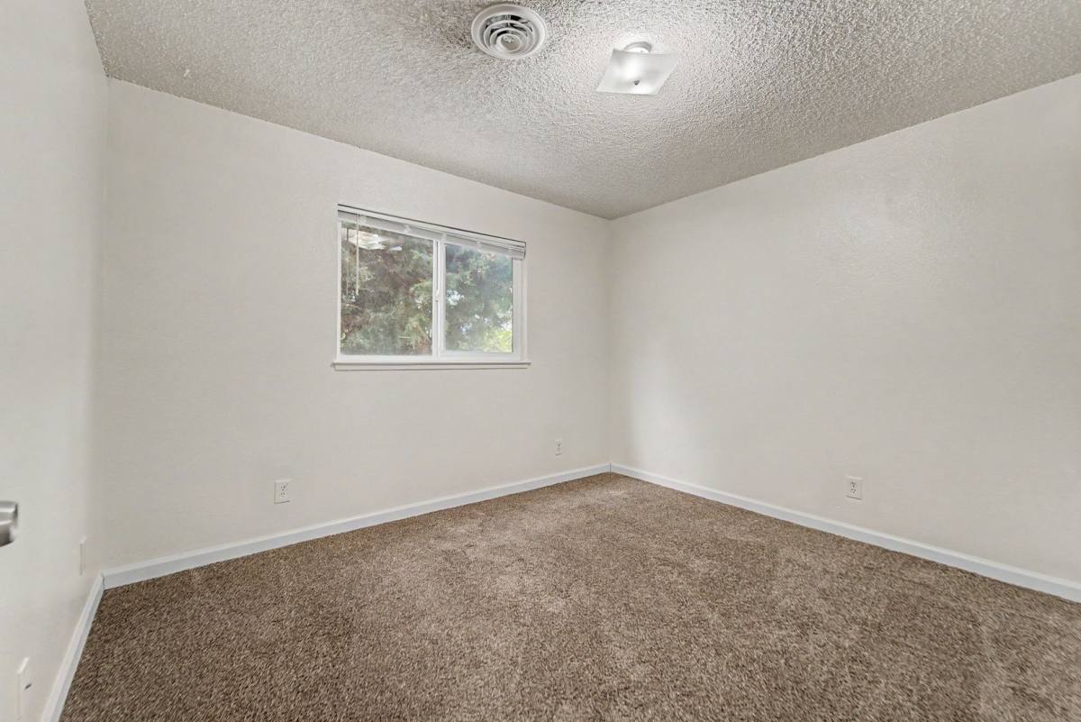 Apartment for rent at 251 Julie Dr, Yuba City, CA 95991