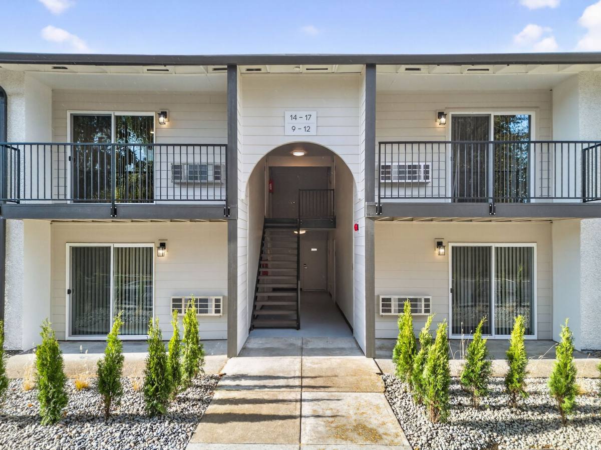 Apartment for rent at 18300 SW Shaw St, Beaverton, OR 97078