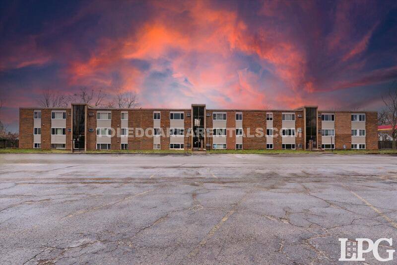 Apartment for rent at 6018 Secor Rd #19, Toledo, OH 43613