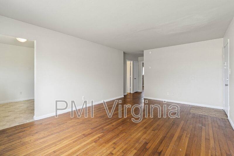 Apartment for rent at 2421 Courtney Ave #3, Norfolk, VA 23504