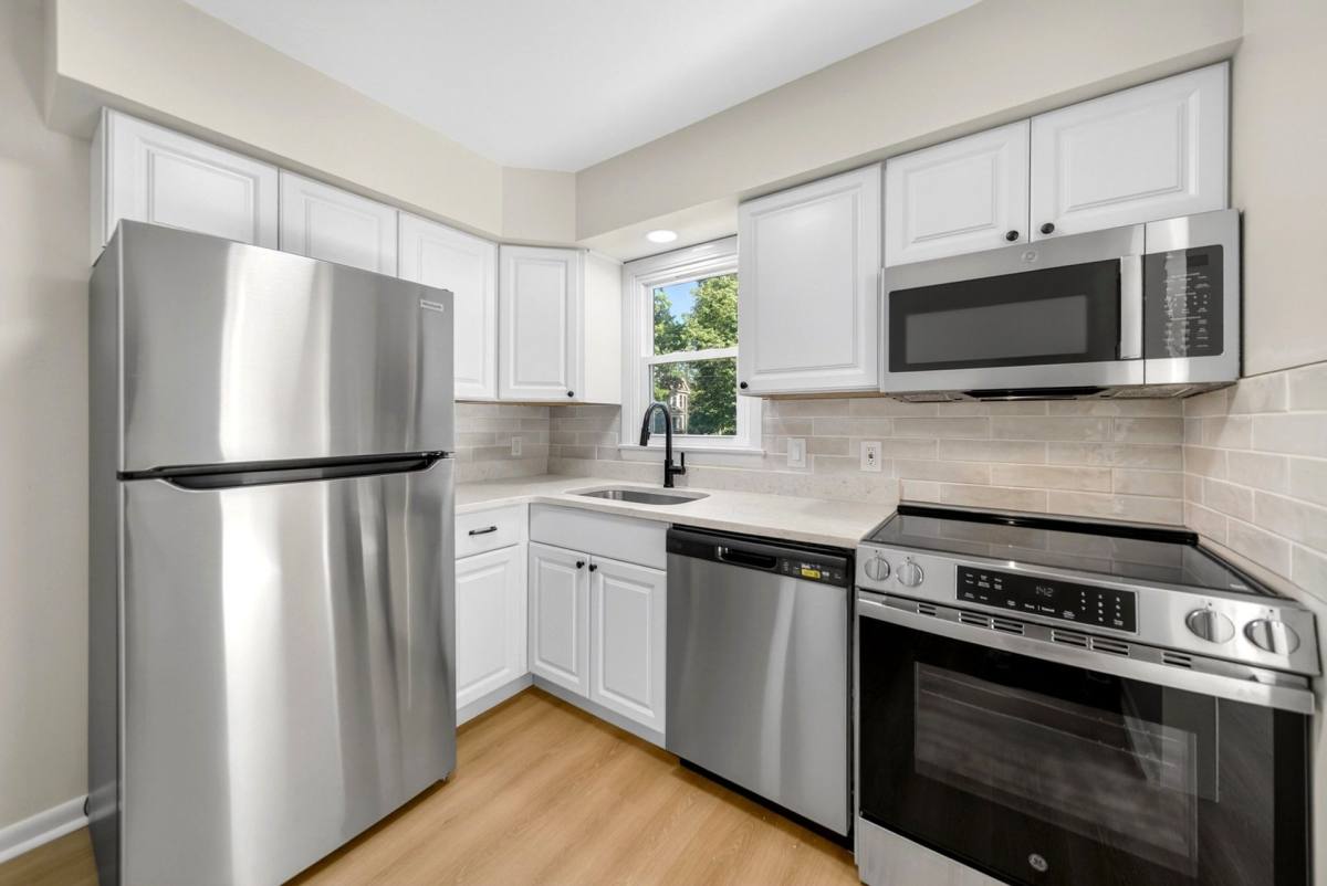 9 Beach St, Ballston Spa, NY 12020 - Apartment for Rent - Image 2