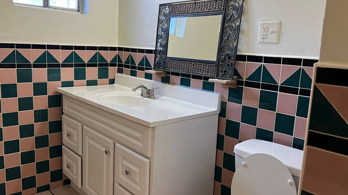 Townhouse for rent at 2165 Sepulveda Ave, San Bernardino, CA 92404