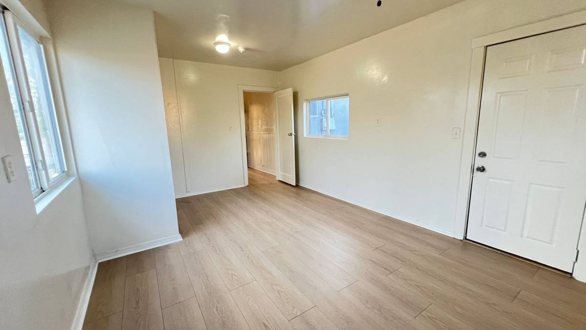 Townhouse for rent at 2165 Sepulveda Ave, San Bernardino, CA 92404