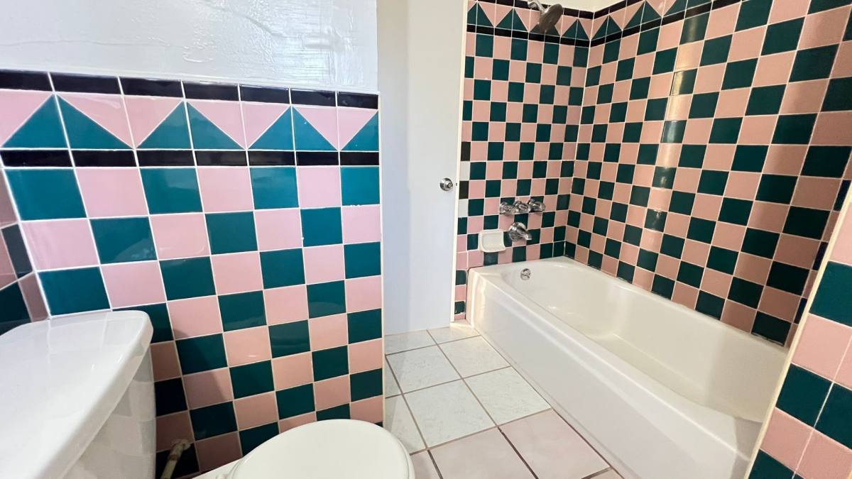Townhouse for rent at 2165 Sepulveda Ave, San Bernardino, CA 92404