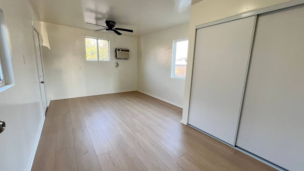 Townhouse for rent at 2165 Sepulveda Ave, San Bernardino, CA 92404