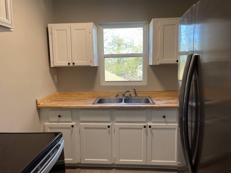 Apartment for rent at 202 E Columbia Ave, Knoxville, TN 37917