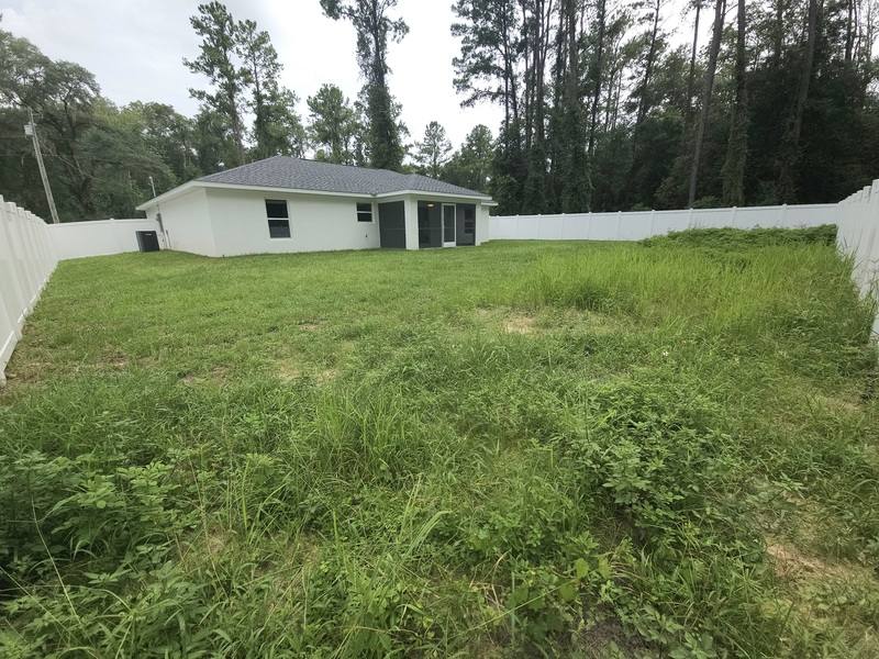 House for rent at 387 E Caldwell Dr, Dunnellon, FL 34434