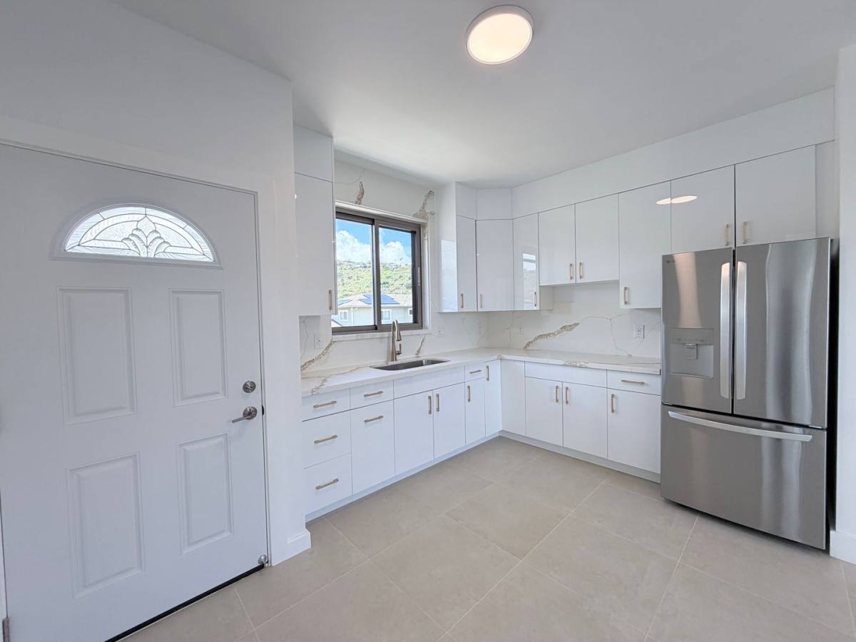 House for rent at 1335 9th Ave, Honolulu, HI 96816