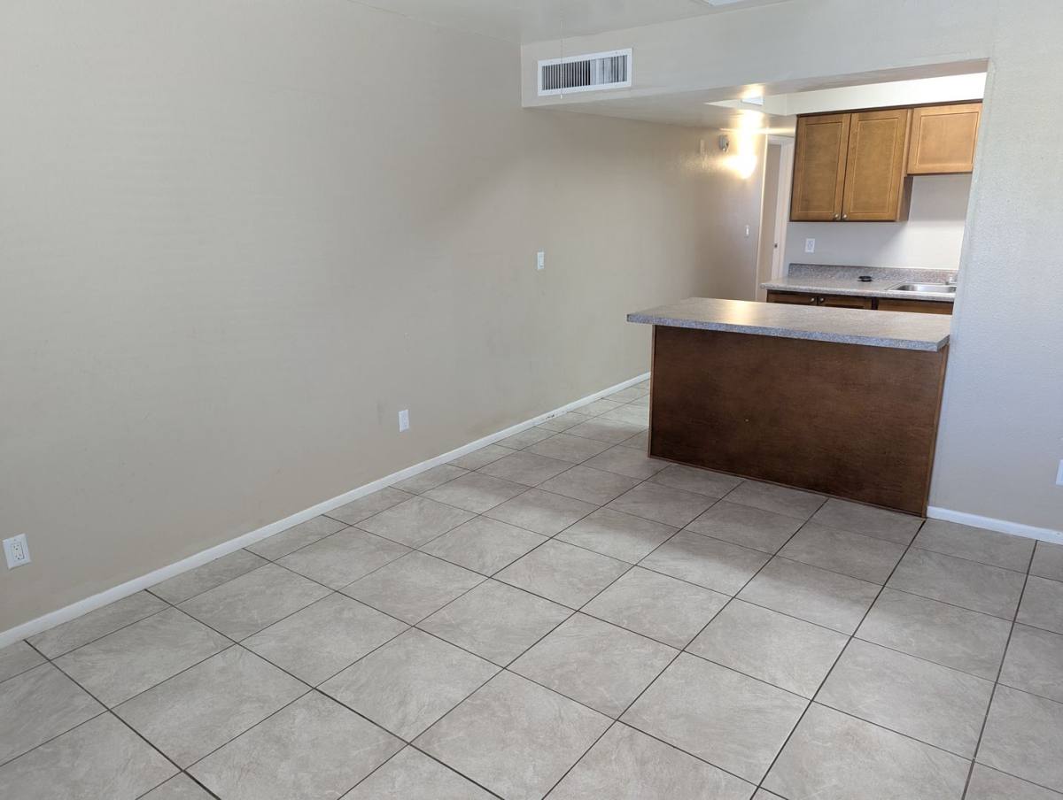 It's Hop To Live In the Square, 4444 E Fairmount St, Tucson, AZ 85712 - Apartment for Rent - Image 1