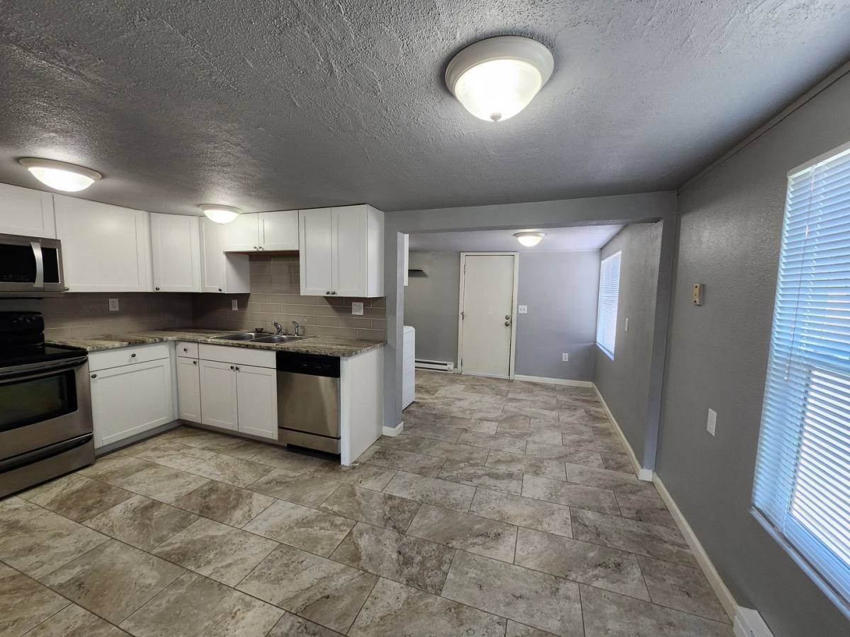 House for rent at 1327 Tunis Ave, Richland, WA 99354