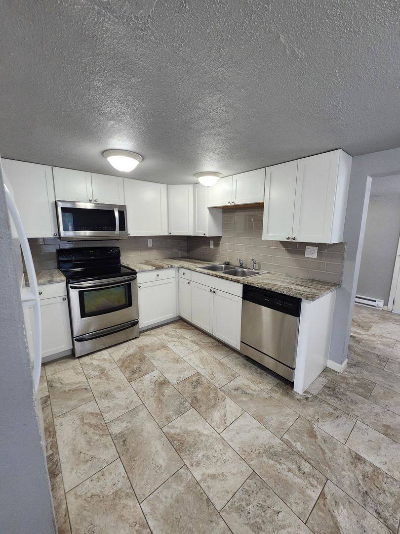 House for rent at 1327 Tunis Ave, Richland, WA 99354
