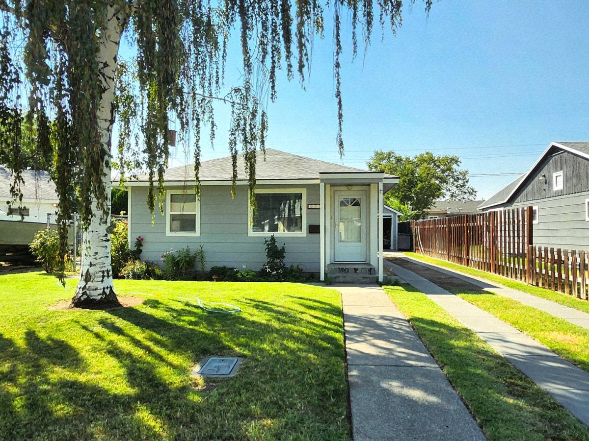 House for rent at 1115 Sanford Ave, Richland, WA 99354