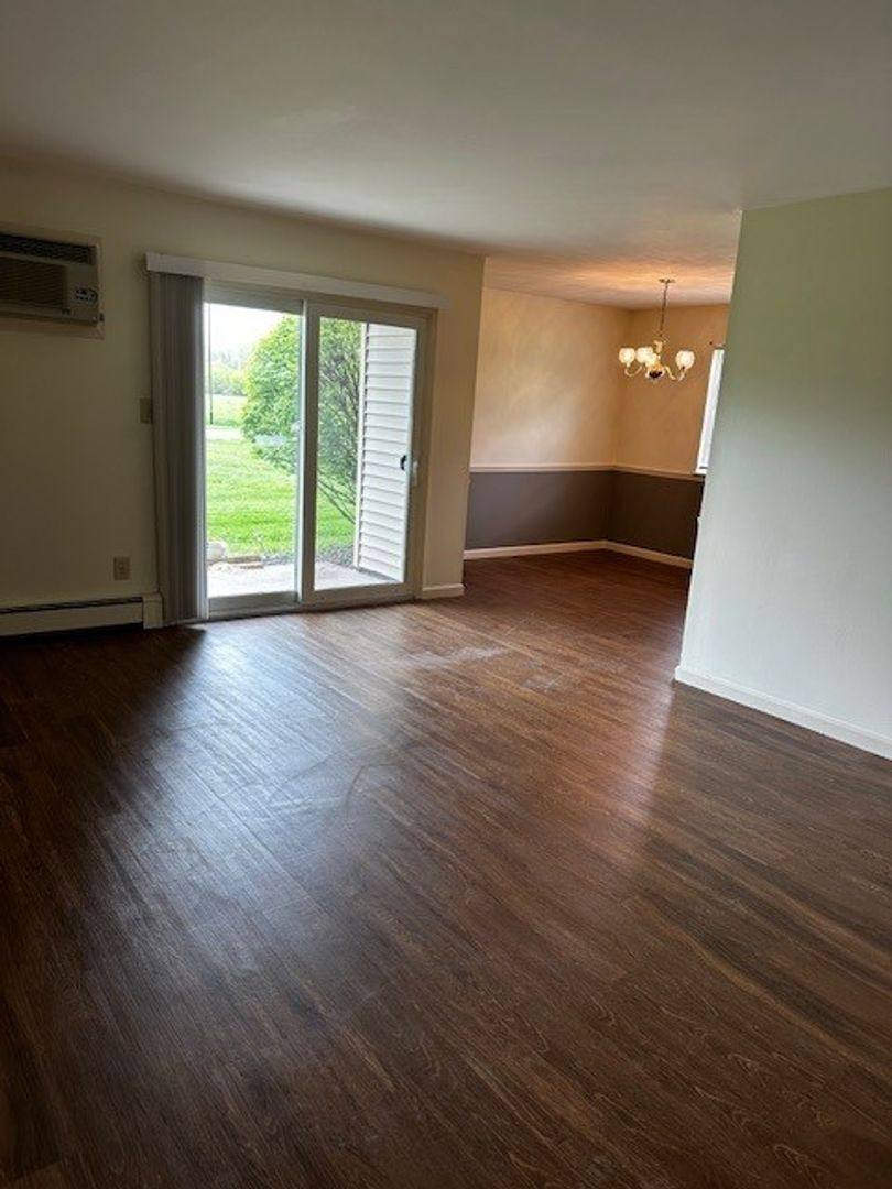 Apartment for rent at New Carriage House, 16 Old Boorne Dr, Clinton, NY 13323