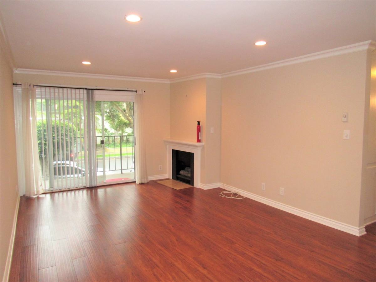 Apartment for rent at 8163 Redlands St, Playa Del Rey, CA 90293