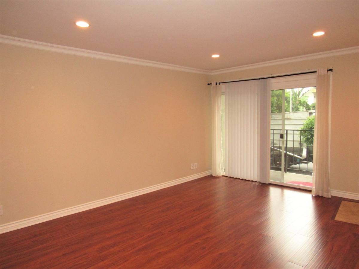 Apartment for rent at 8163 Redlands St, Playa Del Rey, CA 90293