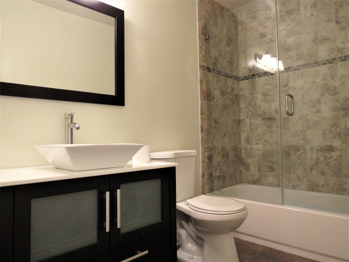 Apartment for rent at 8163 Redlands St, Playa Del Rey, CA 90293