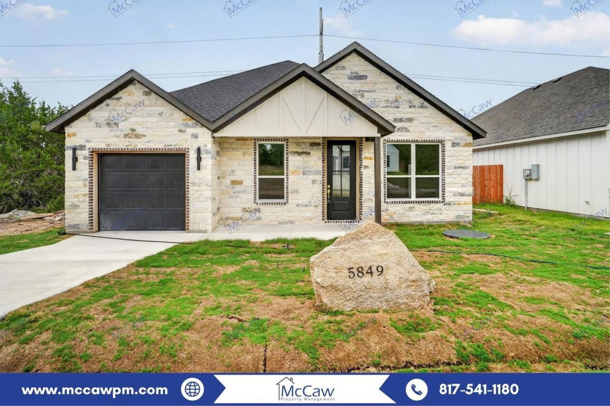 House for rent at 5849 Black Pine Circle, Granbury, TX 76048