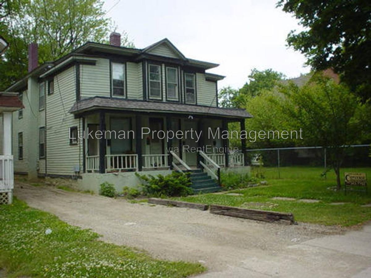 Apartment for rent at 932 S Park St #930 2, Kalamazoo, MI 49001