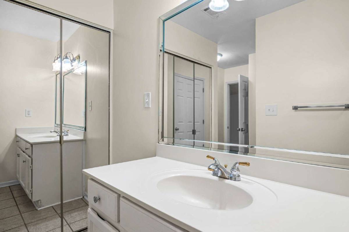 Condo for rent at 3115 Pine Heights Dr NE, Atlanta, GA 30324