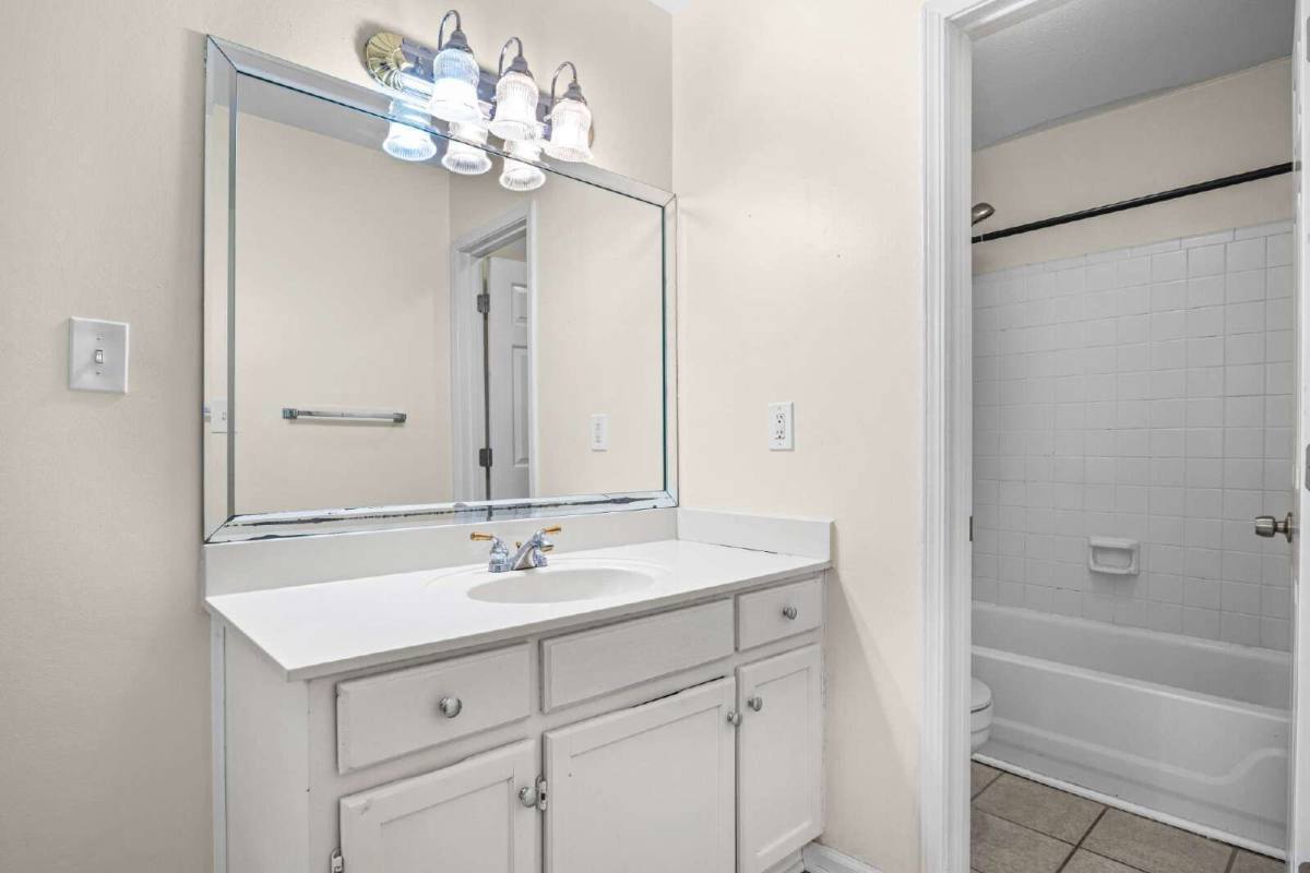 Condo for rent at 3115 Pine Heights Dr NE, Atlanta, GA 30324
