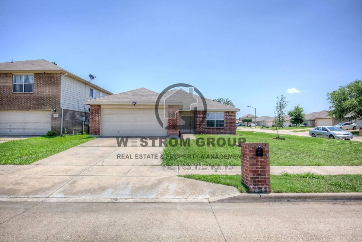 7000 Sylvan Meadows Dr, Fort Worth, TX 76120 - House for Rent - Image 1