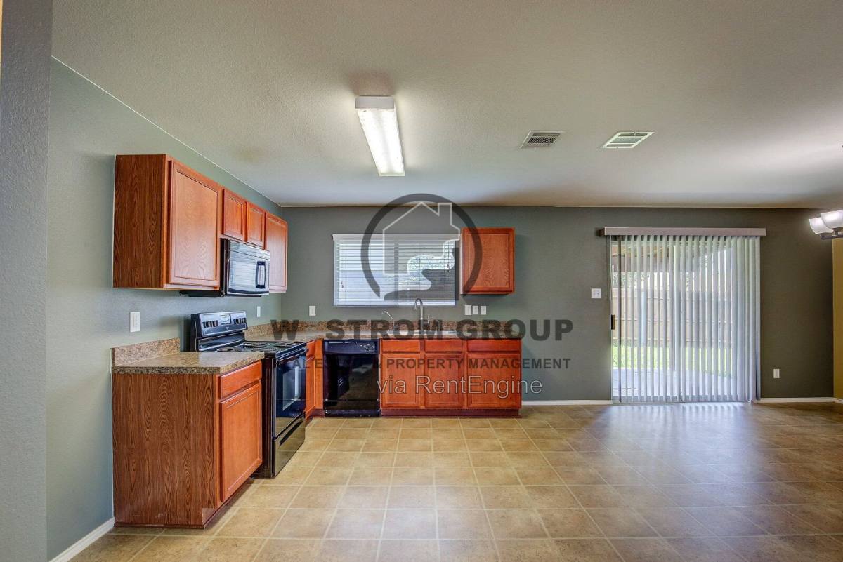 7000 Sylvan Meadows Dr, Fort Worth, TX 76120 - House for Rent - Image 12