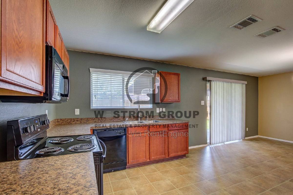 7000 Sylvan Meadows Dr, Fort Worth, TX 76120 - House for Rent - Image 13